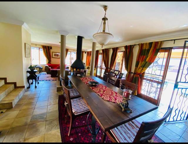 3 BEDROOM HOUSE FOR SALE IN KENSINGTON